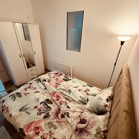 Botanical House Apartment *