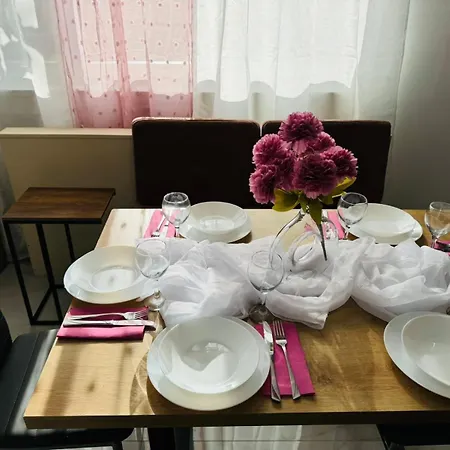 Botanical House Apartment